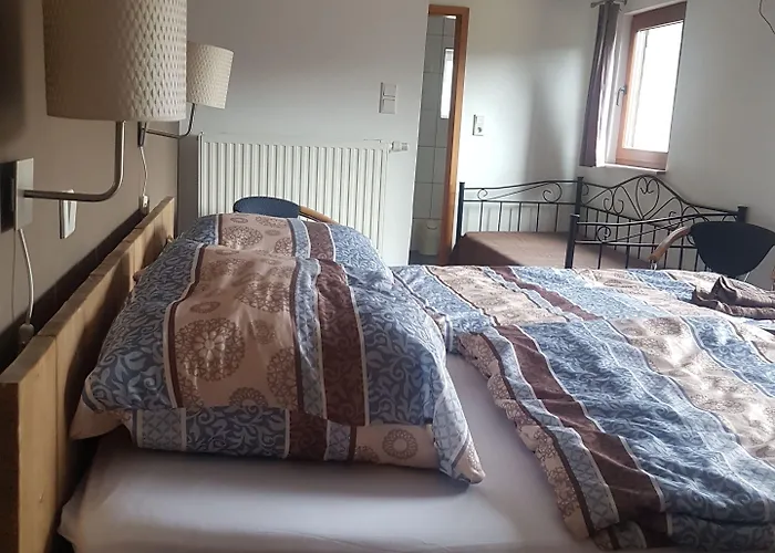 Landgasthof Nesselbach 3*