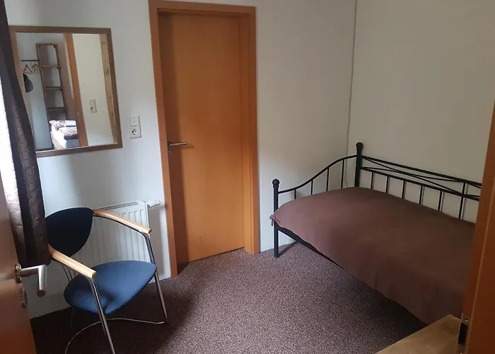 Konukevi Landgasthof Nesselbach 3*